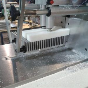 Automaattinen pyörösaha alumiinille