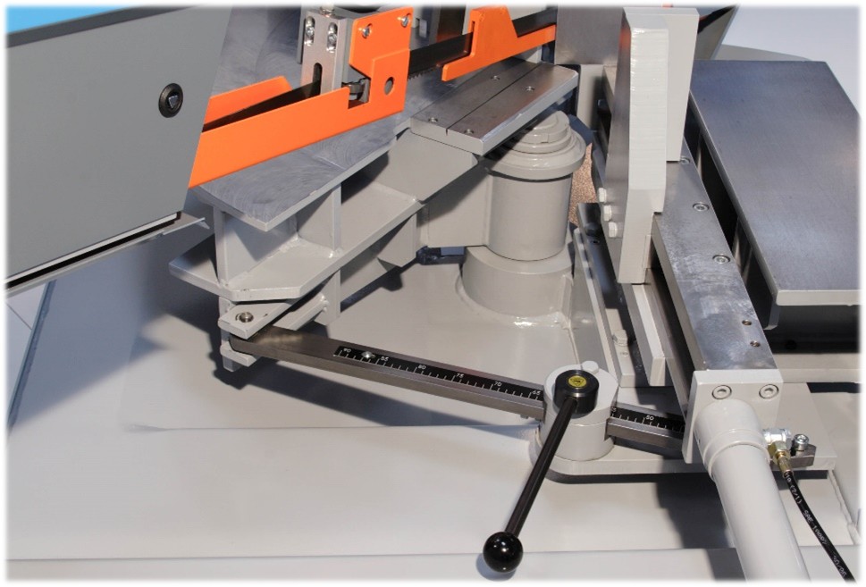 Astekulmat MebaSwing 320 G-Hs