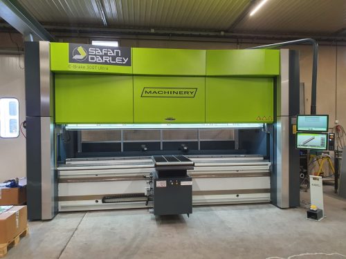 Safan E-Brake 300 tn Ultra särmäyspuristin
